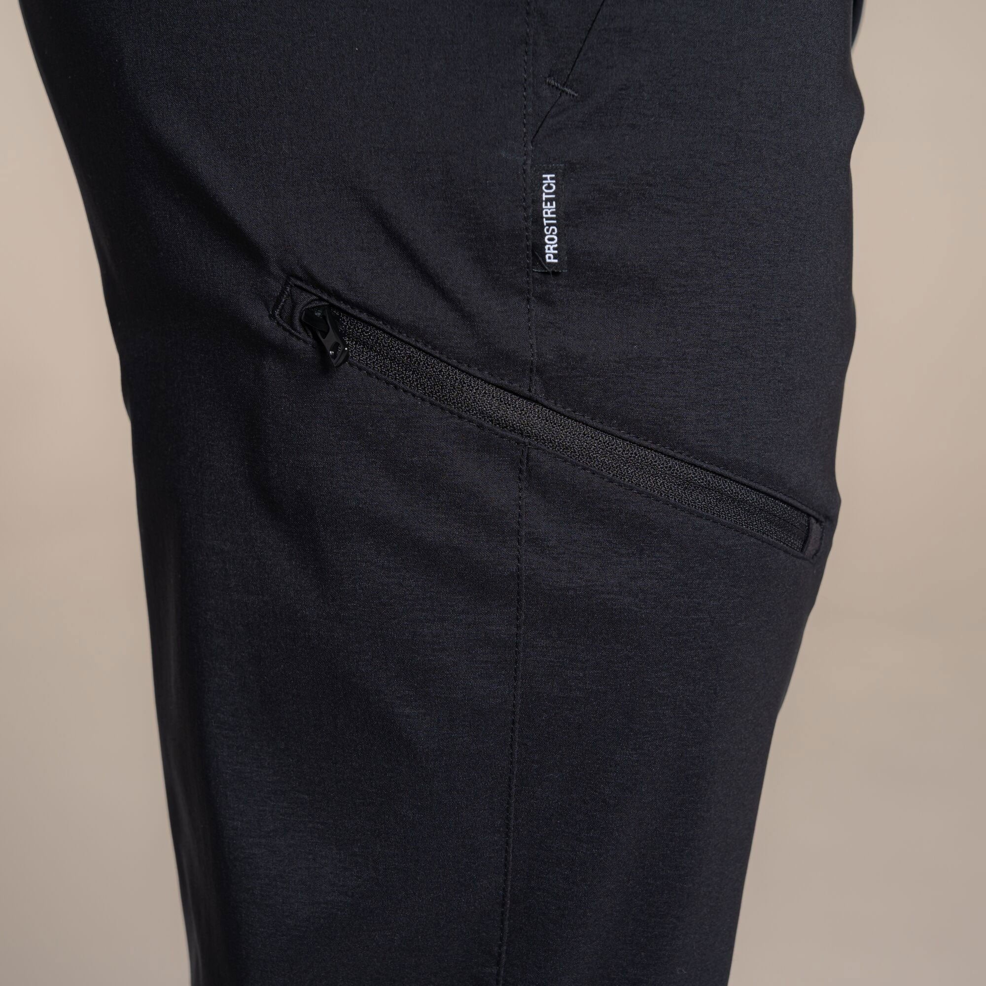 Craghoppers Men's Kiwi Pro III Trousers | Black - Image 7