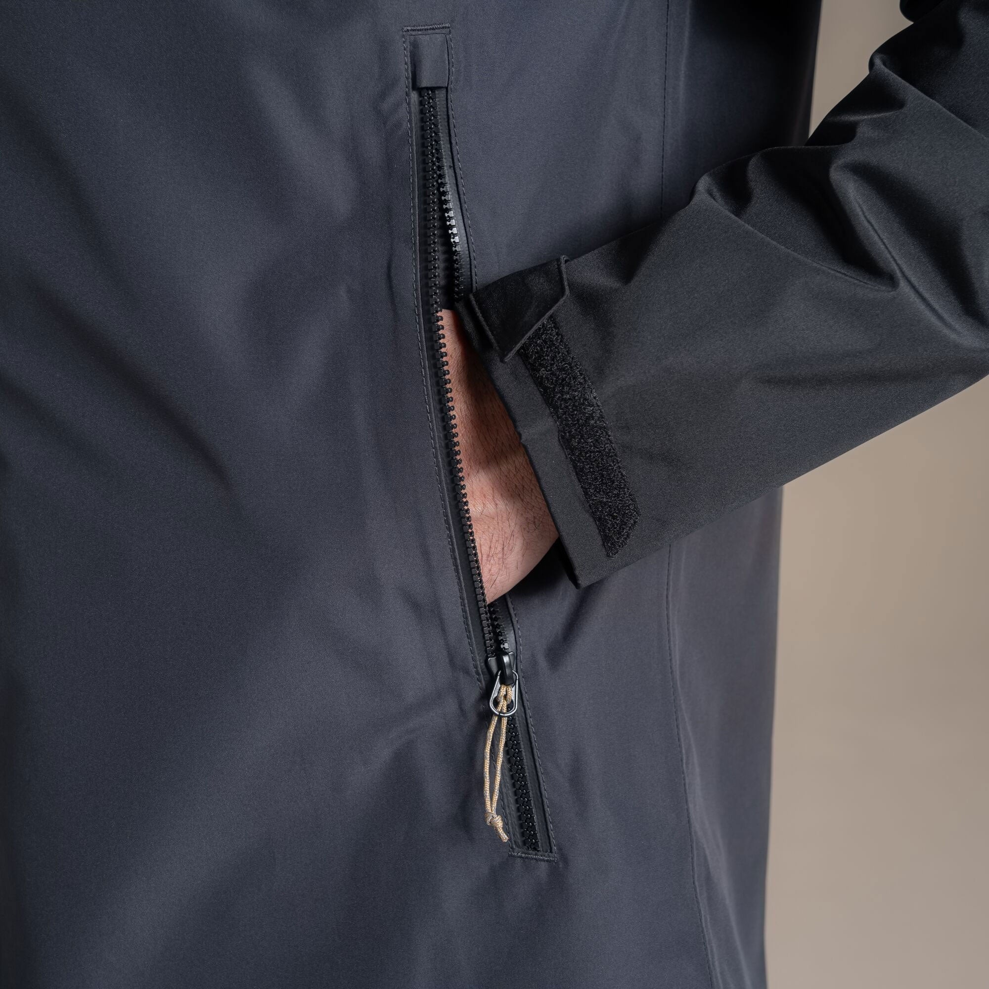 Craghoppers Men's Osuna Waterproof Jacket | Black / Dark Iron - Image 4