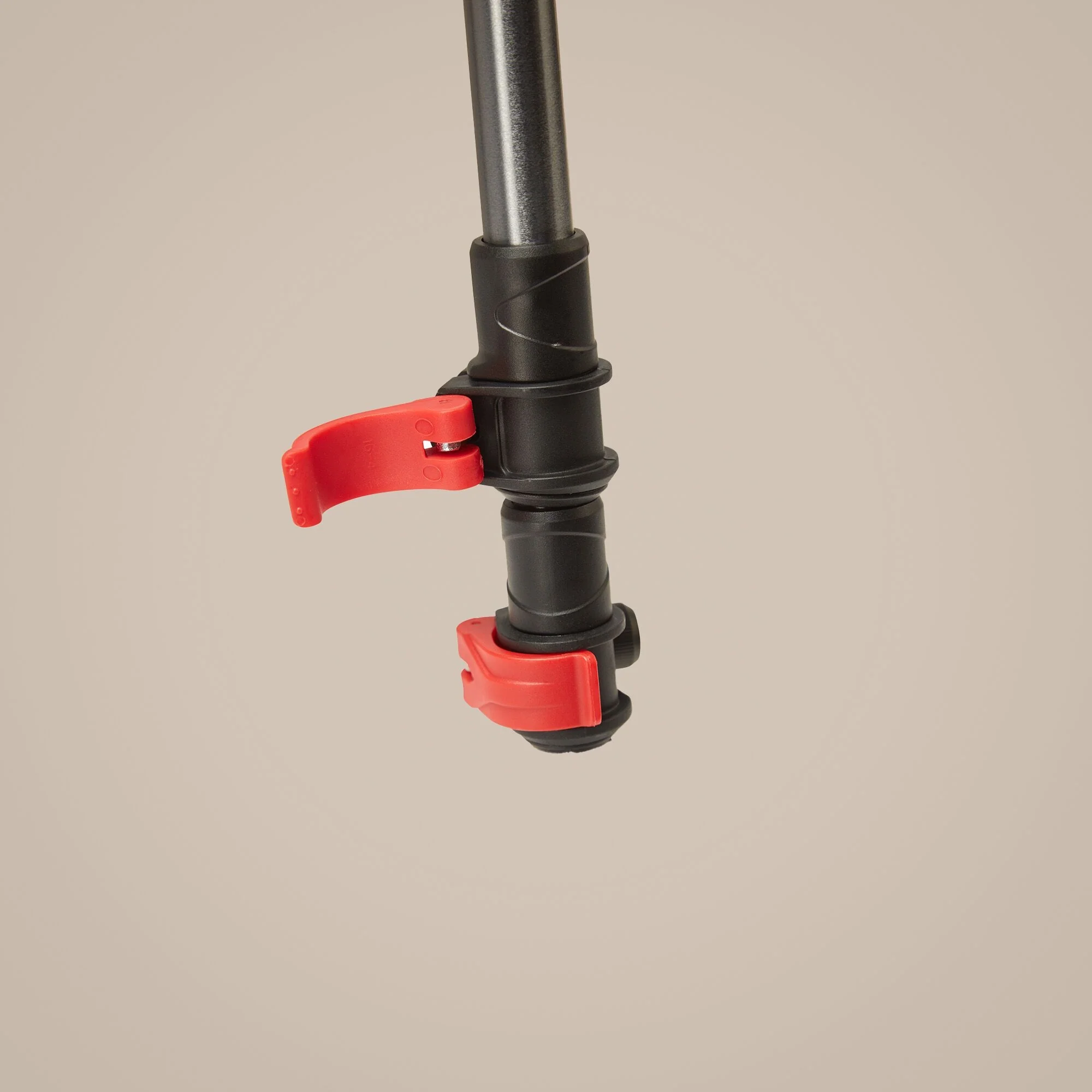 Craghoppers Venture Walking Poles | Anodised Grey / Black - Image 5