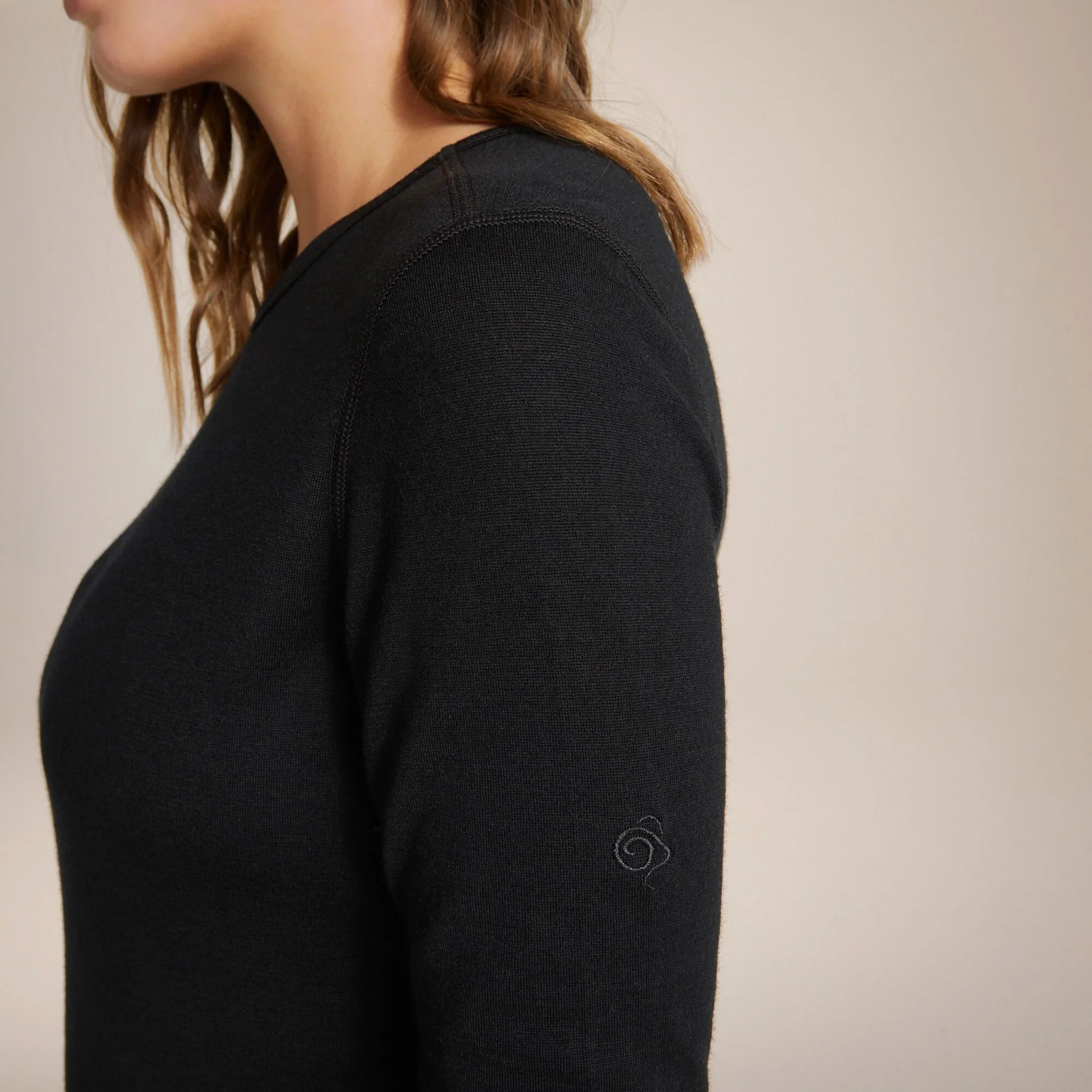 Craghoppers Women's Merino Crew Neck Long Sleeved Baselayer II | Black - Image 3