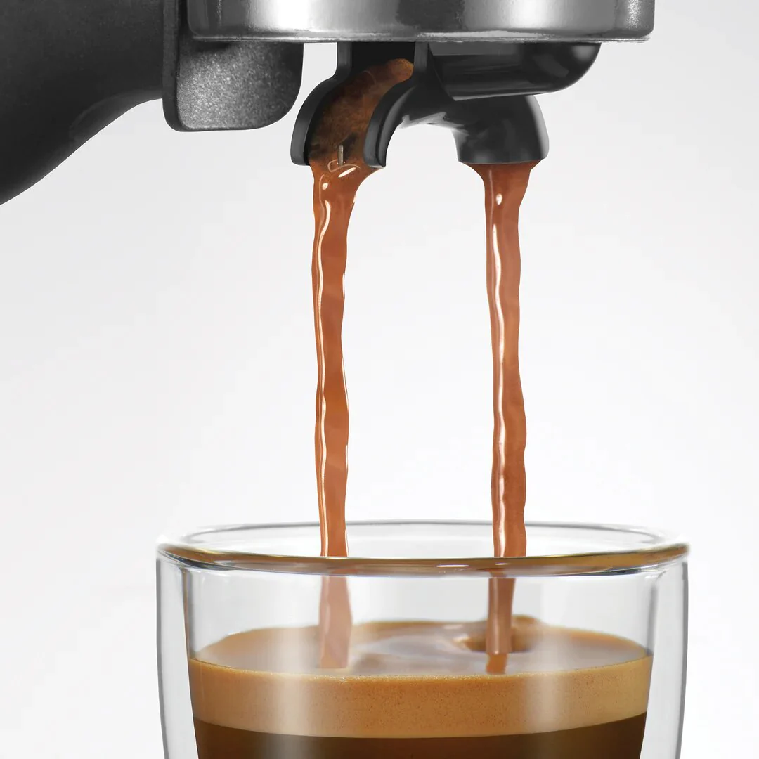 Dualit 3 in 1 Coffee Machine in Chrome - Image 4