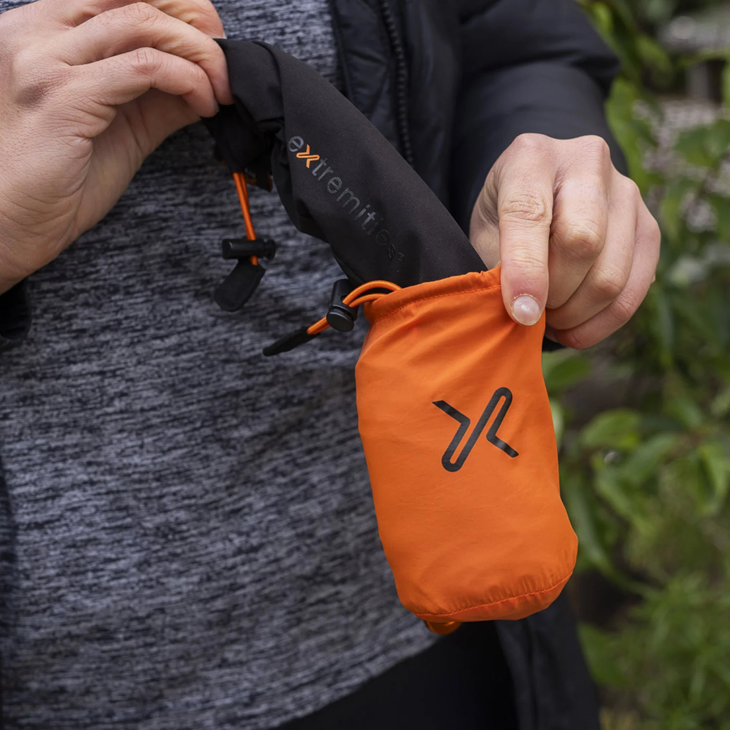 Extremities Sherpa Mitts - Image 4