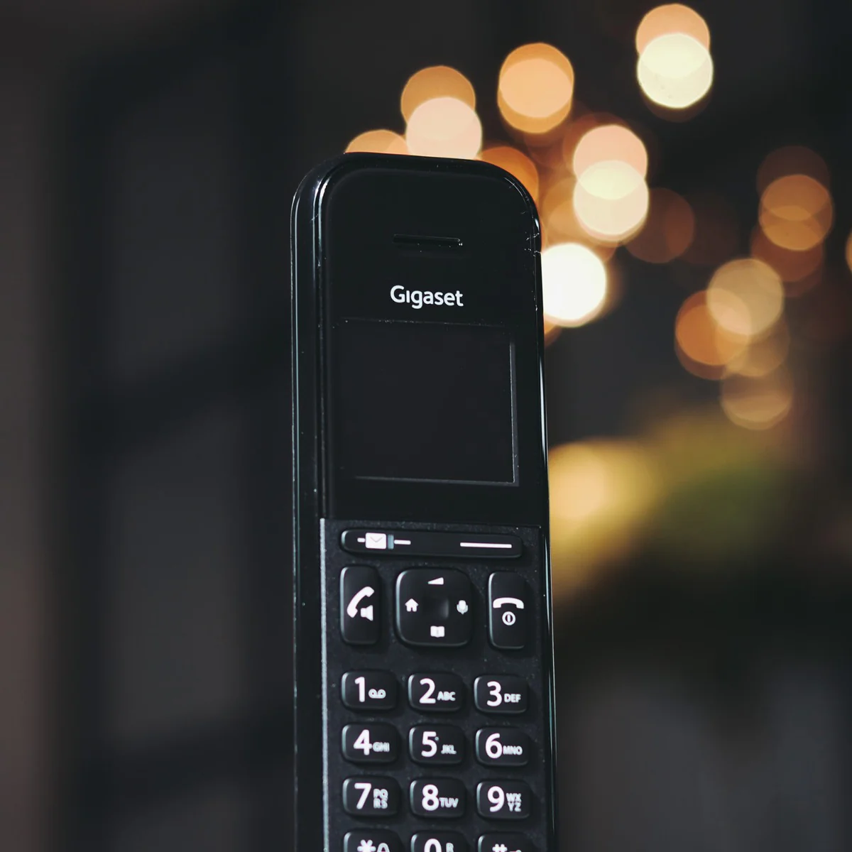Gigaset Hello Designer Cordless Phone - Black, Single Handset Without Answer Machine - Image 7