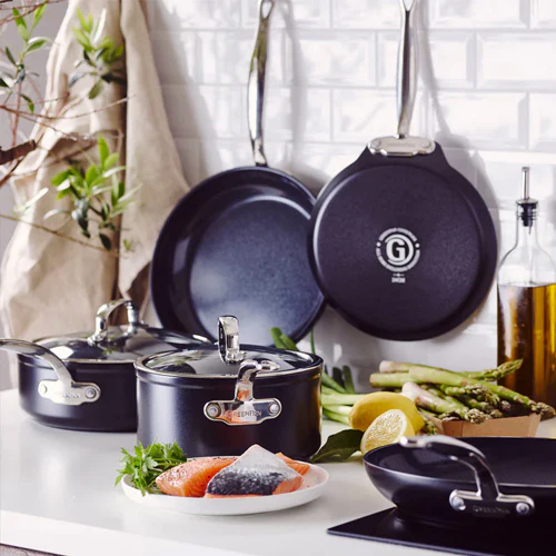 GreenPan Barcelona Pro Saucepan With Spouts 16cm / 1.6 Litre - Image 2