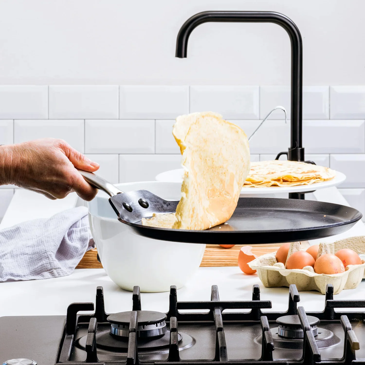 GreenPan Copenhagen Pancake Pan 28cm - Image 4