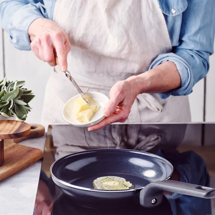 GreenPan Essence Frypan 20cm - Image 4