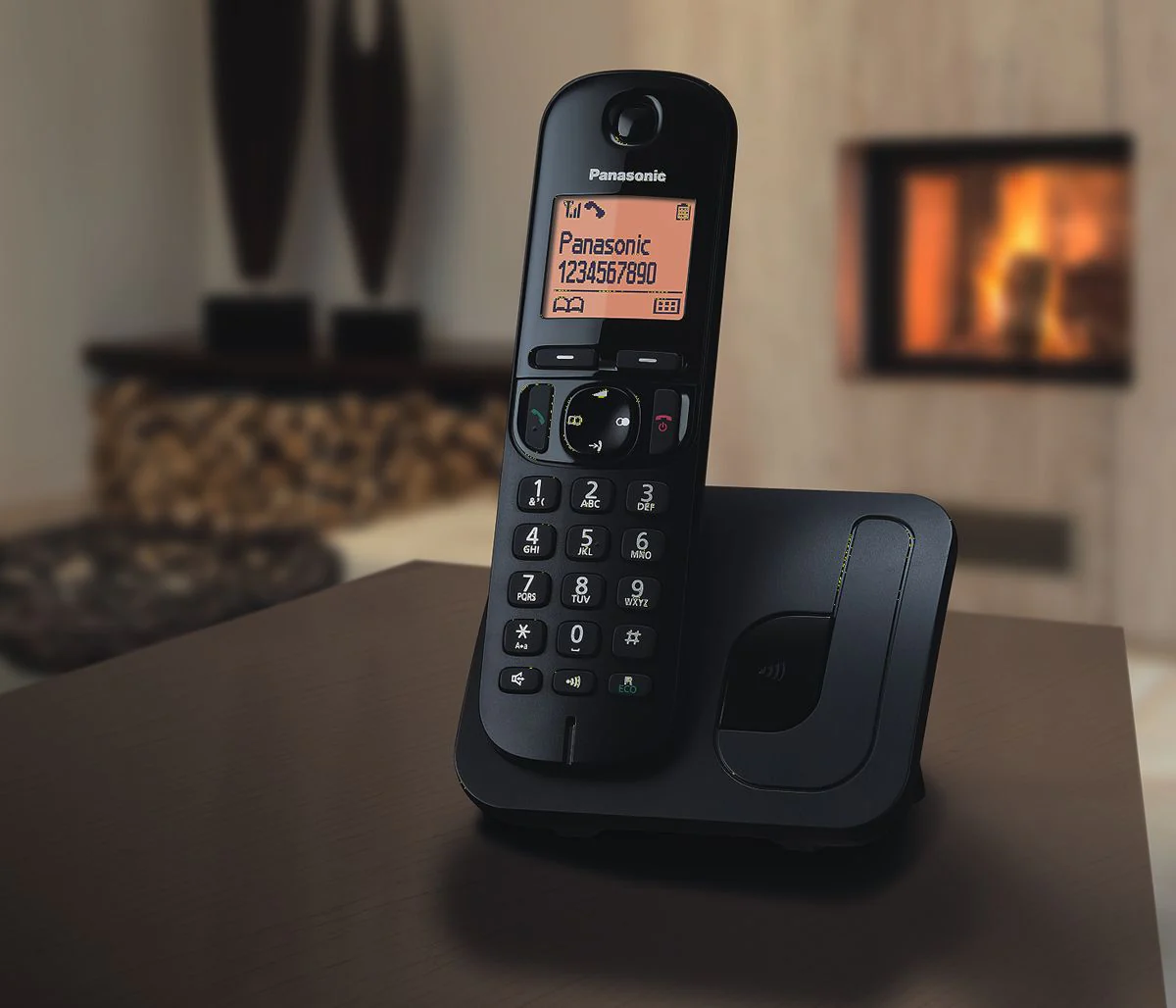Panasonic KX-TGC 210EB Cordless Phone, Single Handset - Image 4