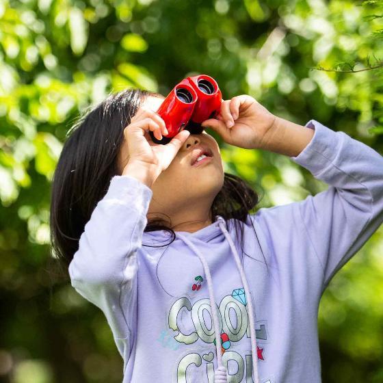 RSPB Puffin Jr 8×21 Children's Binoculars - Red - Image 5