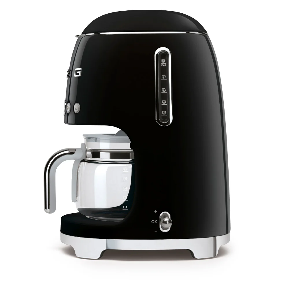 Smeg DCF02BLUK Drip Coffee Machine in Black - Image 3