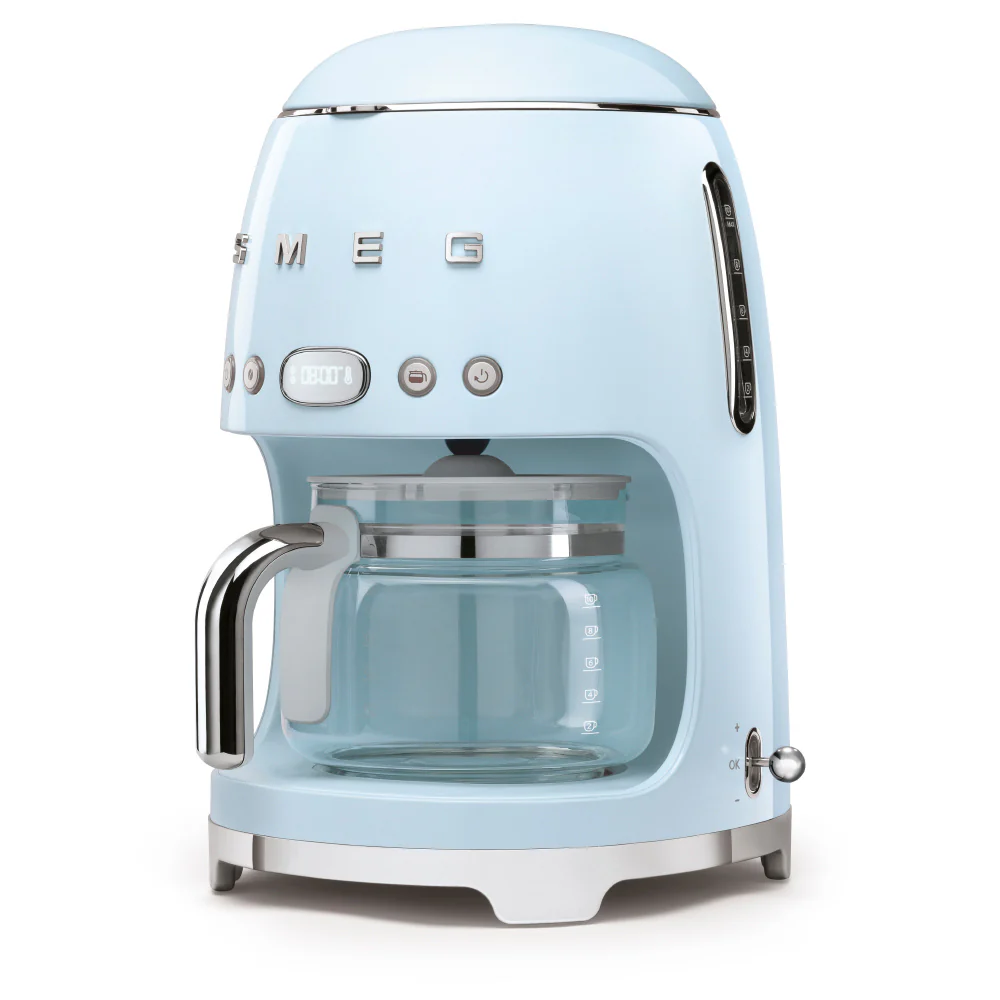 Smeg DCF02PBUK Drip Coffee Machine in Pastel Blue - Image 2