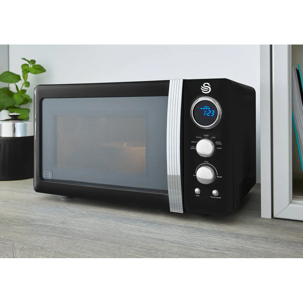 Swan 800W Digital Retro Microwave - Black - Image 4