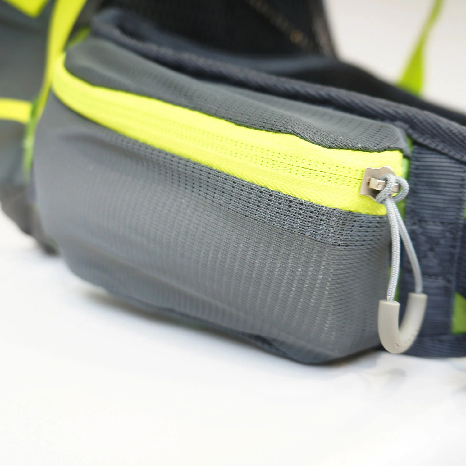 Vango Apex Air 30 Rucksack - Image 11
