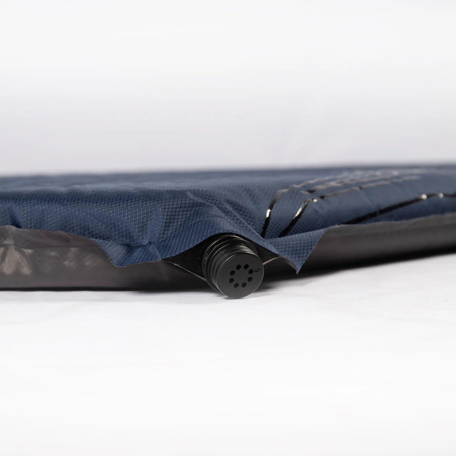 Vango Trek Pro 5 Self-Inflating Sleeping Mat - Image 6